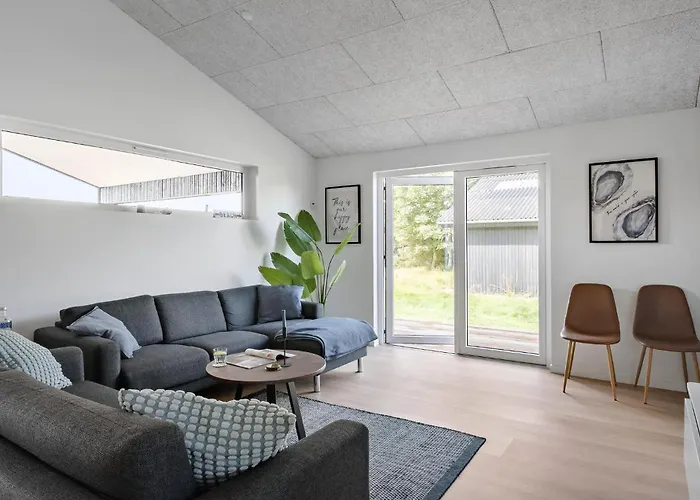 Gorgeous In With Wifi Holiday home